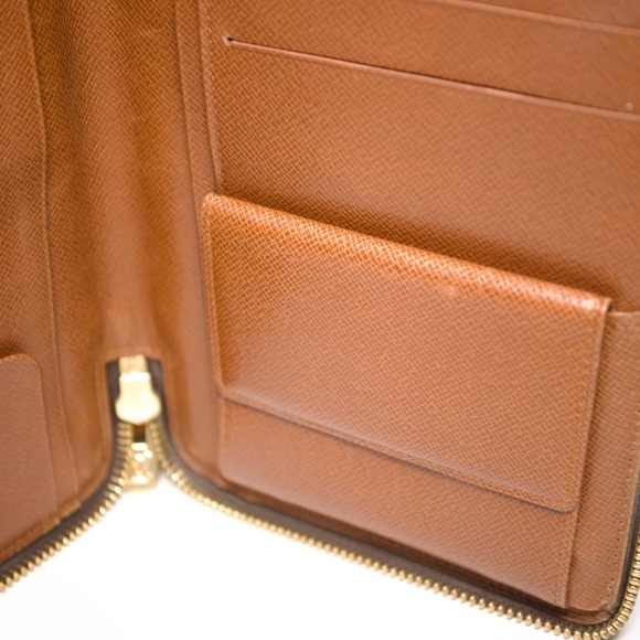 Louis Vuitton Zippy Organizer - Picture 9 of 15